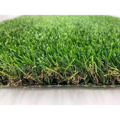 Gazon synthétique PE+PP Pour les terrains de golf Projets d'aménagement paysager Couloir arrière